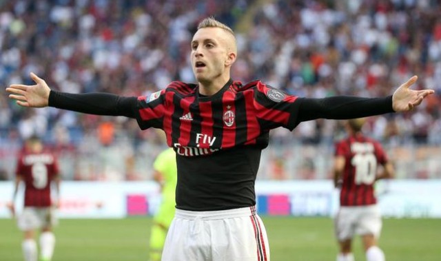  国际米兰主场完胜博洛尼亚，劳塔罗独中两元彰显射手本色