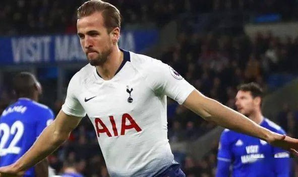  热刺防线送礼不断，利兹联逆转取胜终结五轮不胜  