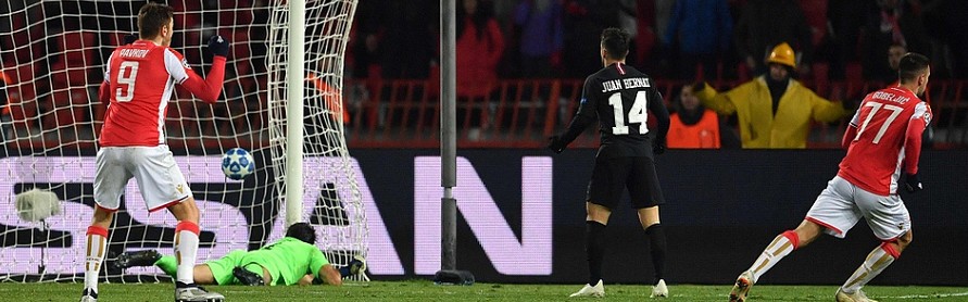  马赛锋线火力全开四球横扫斯特拉斯堡