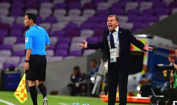  尤文图斯主帅赛后批评裁判判罚  