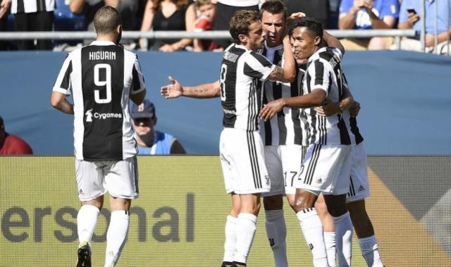  尤文图斯新援首秀破门助球队登顶积分榜  