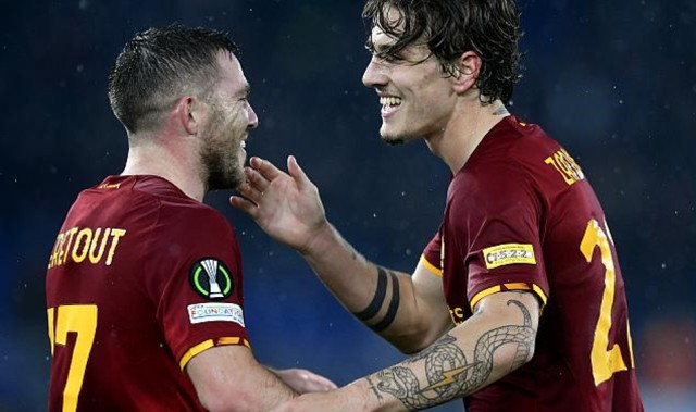  罗马德比战平，穆里尼奥赛后炮轰判罚  