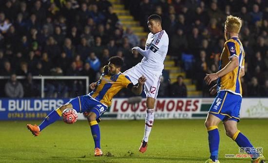  斯图加特新援破门终结进球荒僵局  