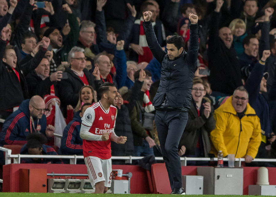  阿森纳憾负纽卡斯尔，廷贝尔染红成转折  