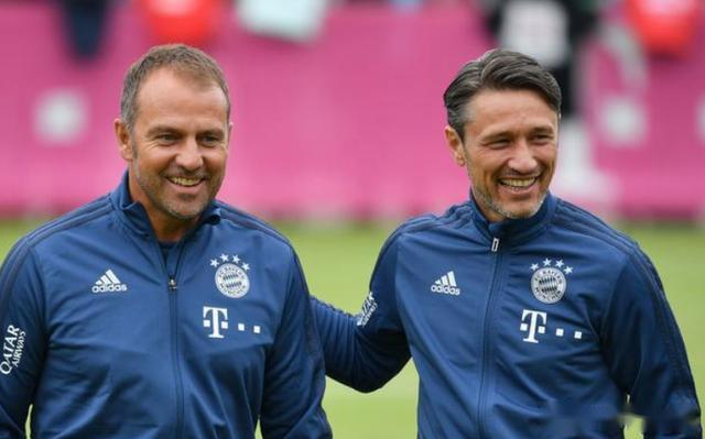  哈兰德戴帽创纪录，多特五球横扫柏林赫塔  