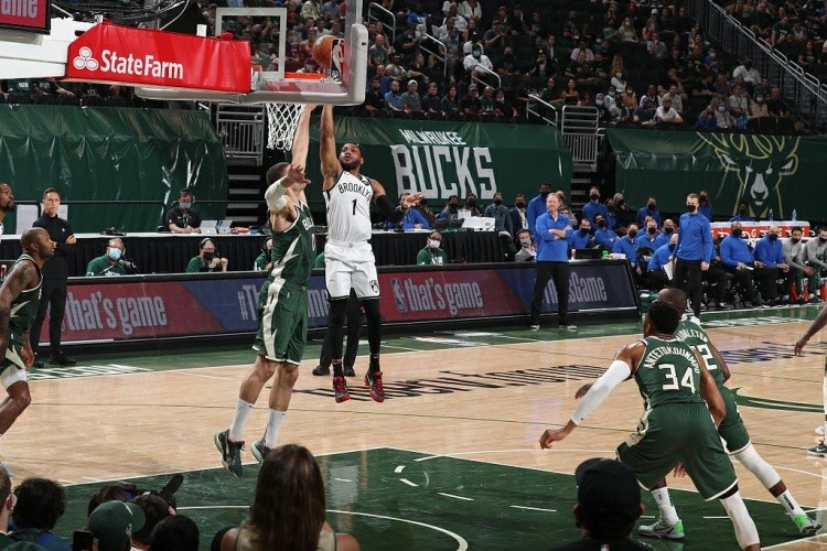  杜兰特关键球失手篮网加时惜败公牛