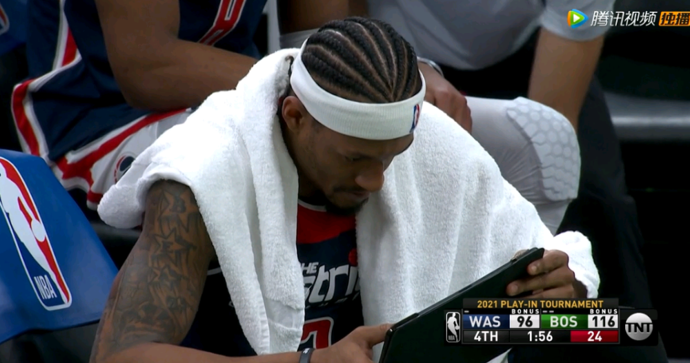  奇才比尔内外开花，独揽三十分率队破骑士