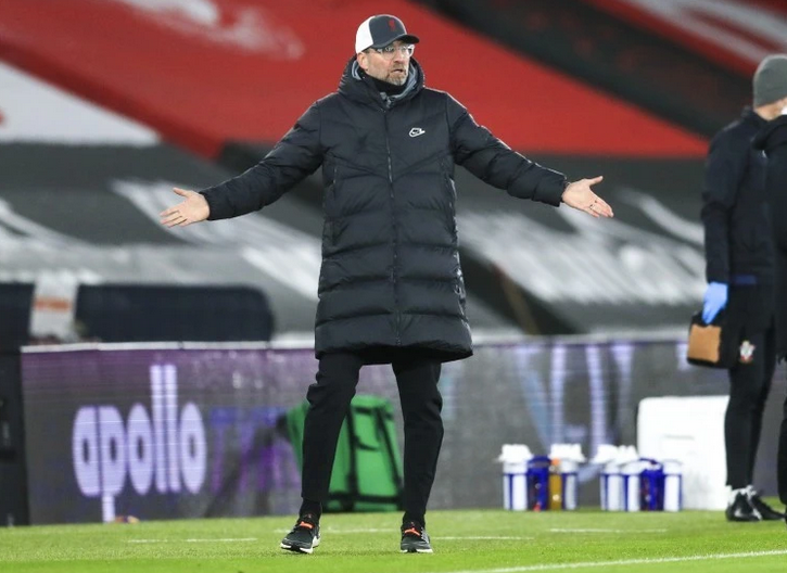  切尔西闷平伯恩利,波切蒂诺首秀遇阻力